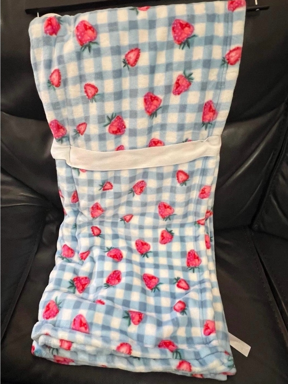 Strawberry Ultra Soft Blanket - Strawberries Throw kids